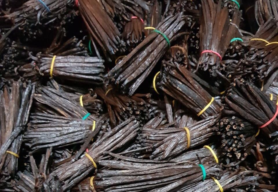 Indonesian Vanilla Beans: A Uniquely-Flavored Culinary Prize